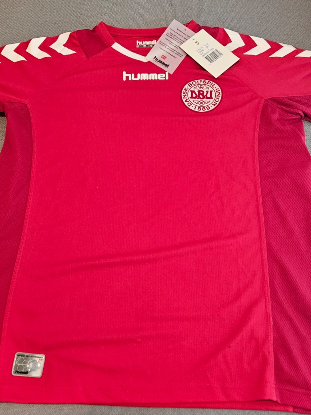 Official Denmark Soccer Jersey, 2002-2004. By by Hummel. Size L. NWT